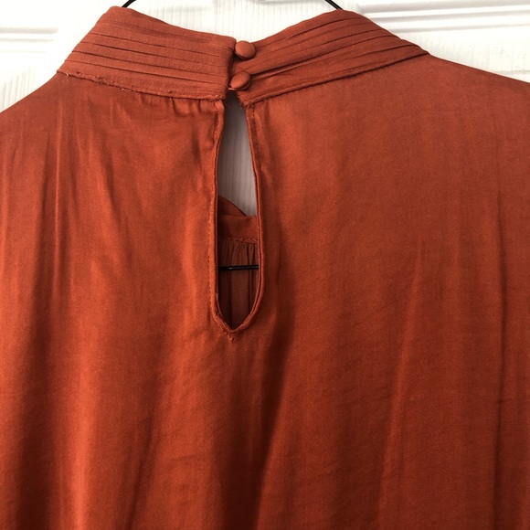 Adorable fall top S/M - Picture 6 of 7